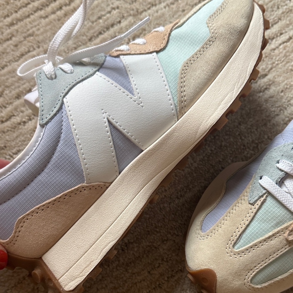 New Balance Women's Cream and Blue Sneakers - Picture 2 of 5